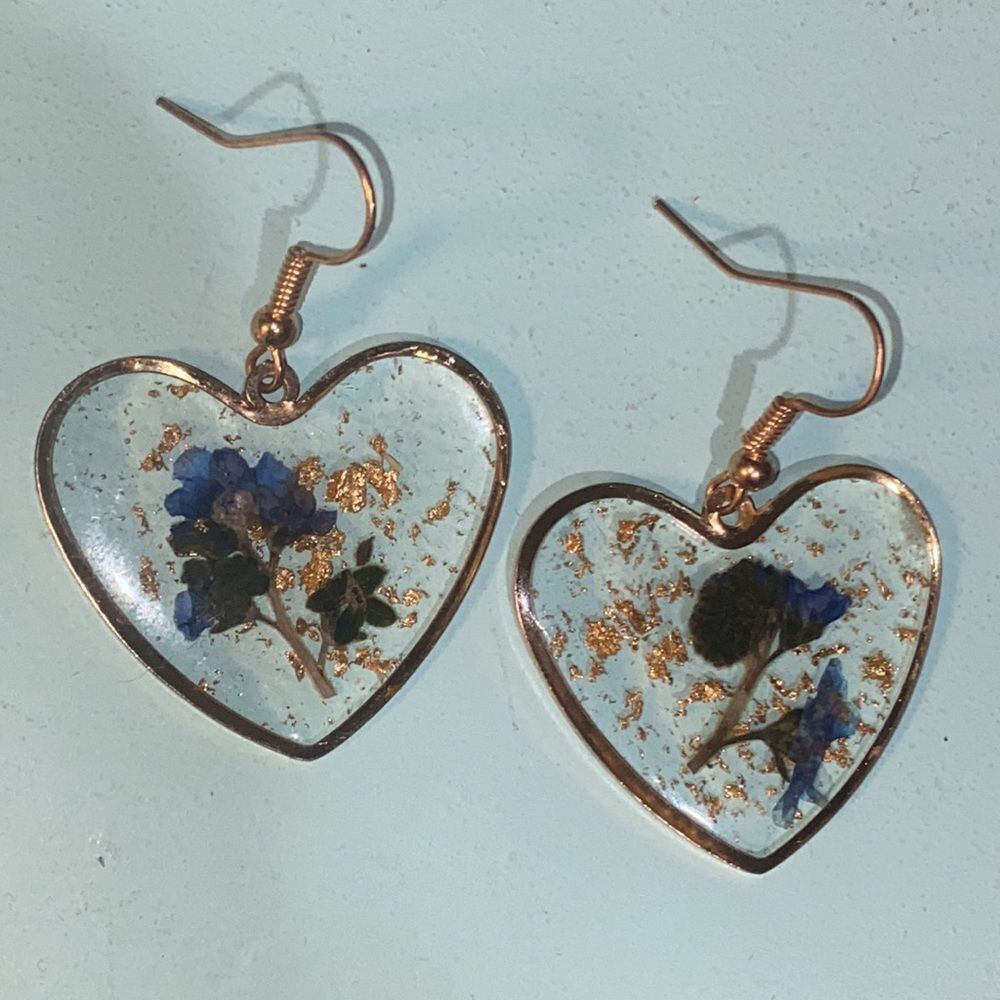Pressed Flower Drop Heart Earrings
